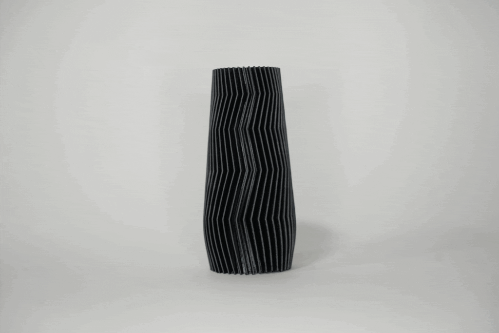 Cinetic Vases – limited edition 3D sculpture by Lazarus, Madrid